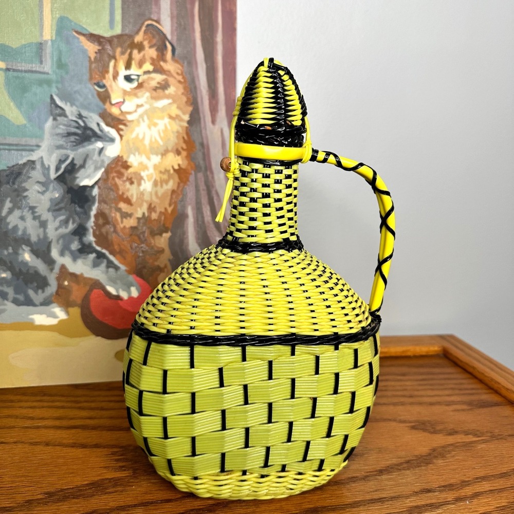 Vintage Spanish Woven Wine Bottle Yellow Black Scoubidou MCM Boho Made In Spain